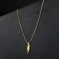 Lightning pendant with golden Roundcut chain